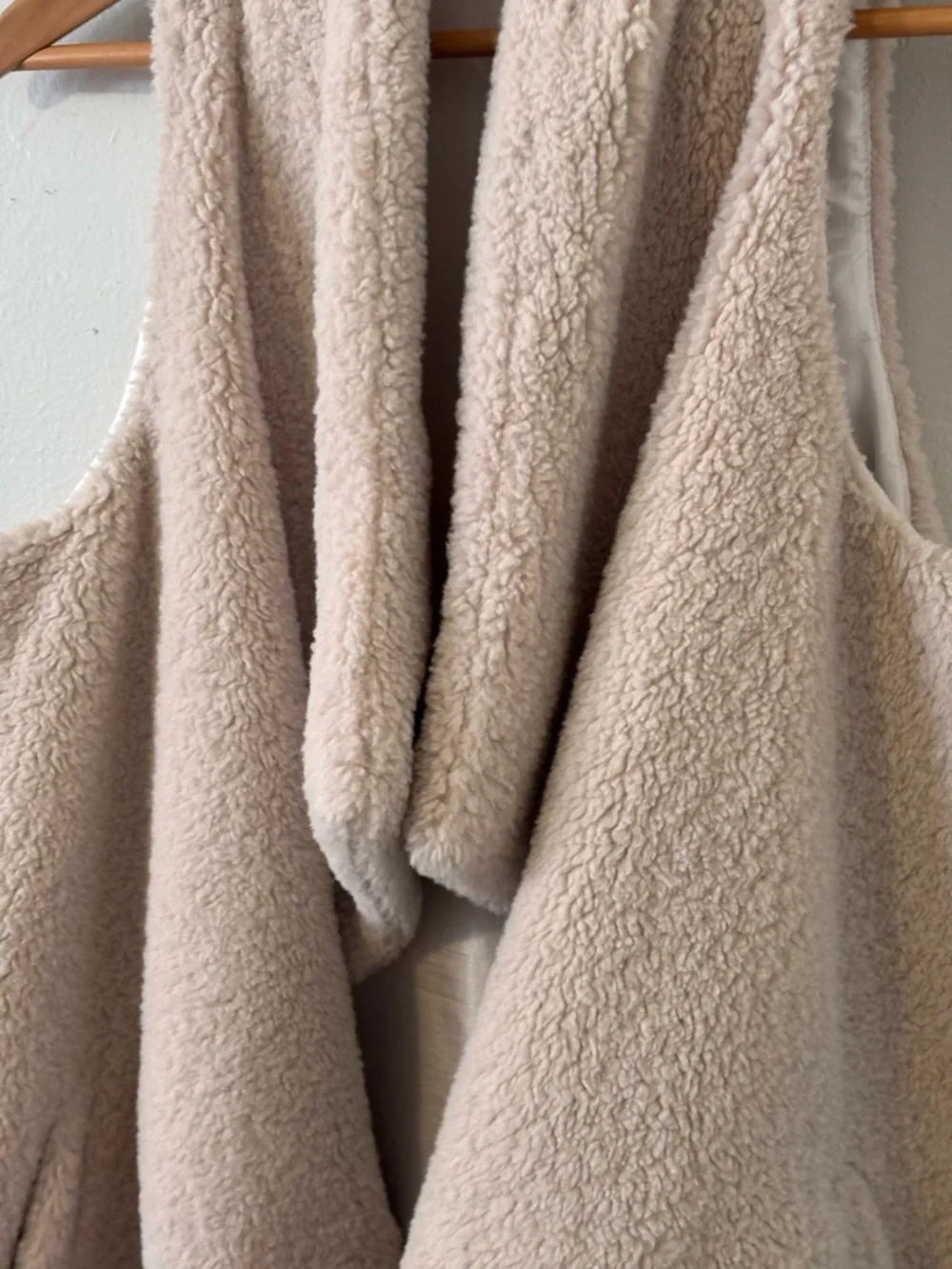 🌸 TCEC Cream Faux Shearling Open-Front Vest Women’s Size Large